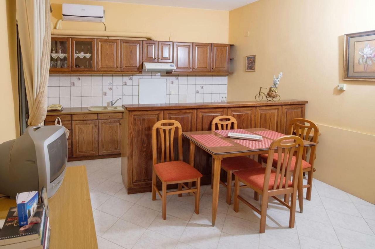 Traditional Apartment In Corfu Next To The Center Eksteriør billede
